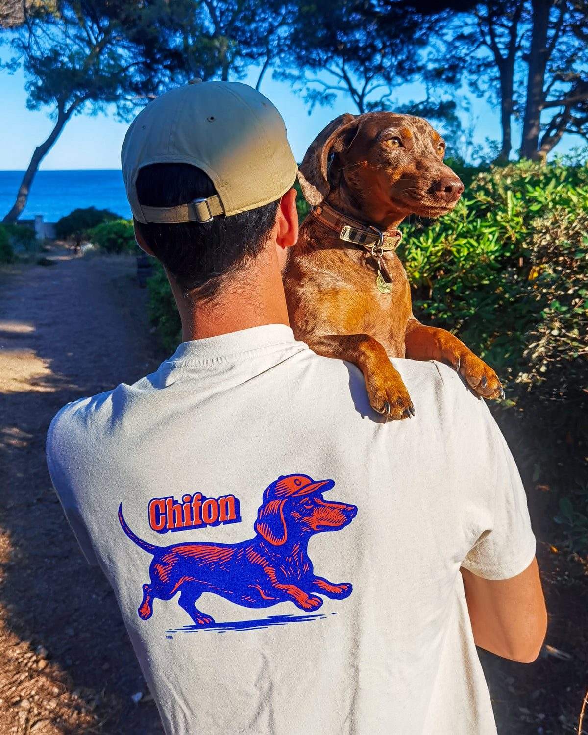 T-Shirt Running Doggo